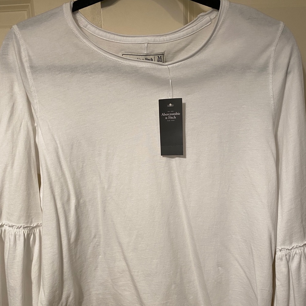 NWT Abercrombie & Fitch long sleeve top